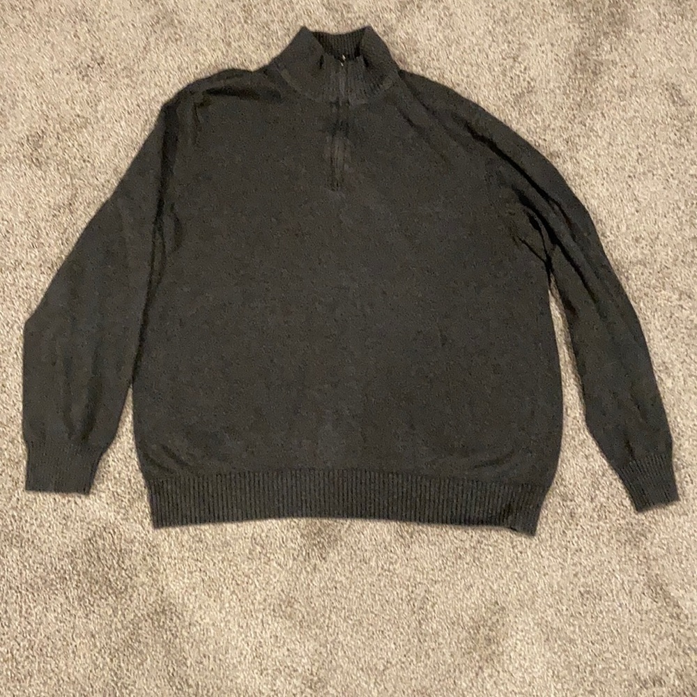 Men’s John Ashford gray pullover sweater. Size M